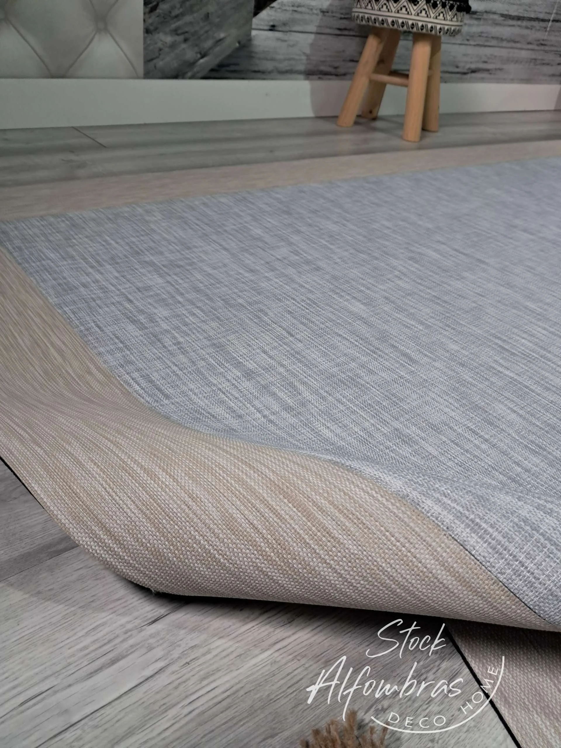 Vinilo Teplon premium Gris liso cenefa Jaspeada Beige - Imagen 7