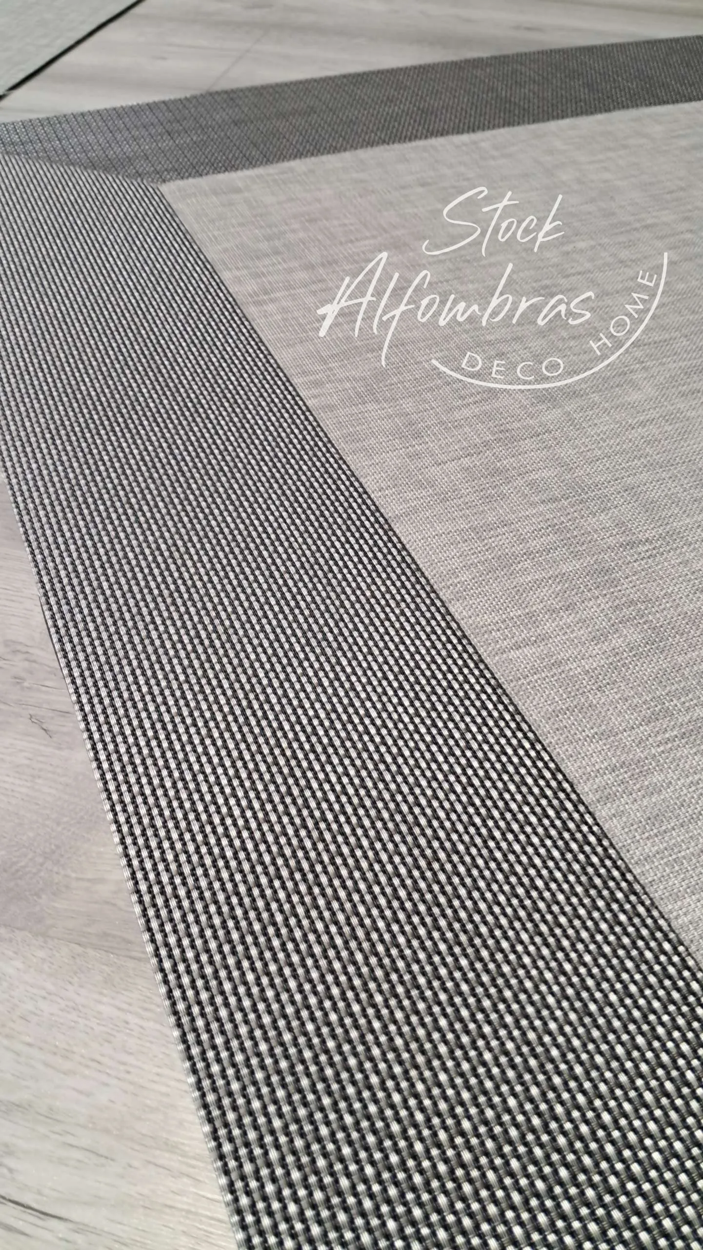 Vinilo Teplon premium Gris claro cenefa Metálica