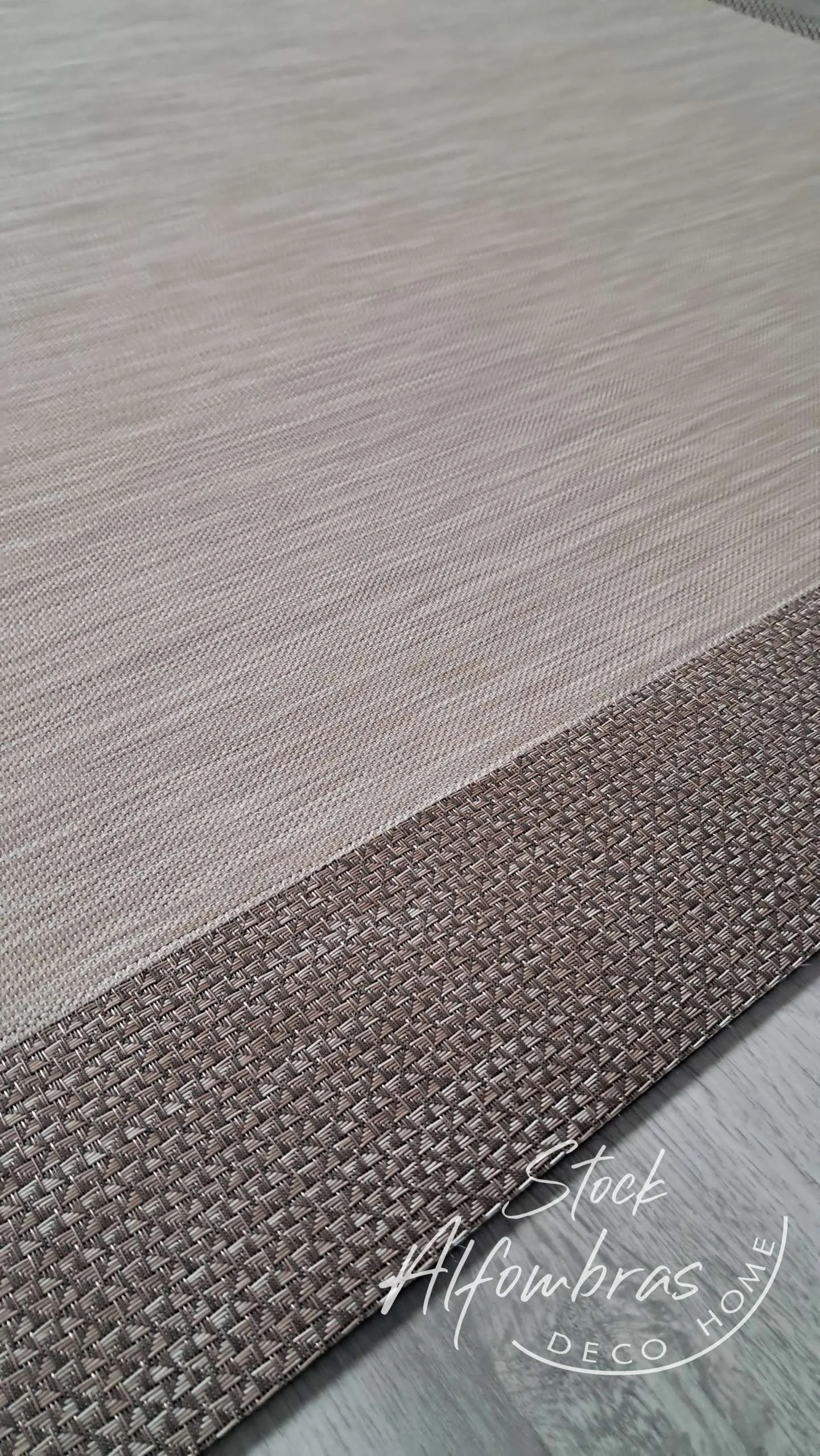 Vinilo Teplon premium Jaspeada beige cenefa Lino