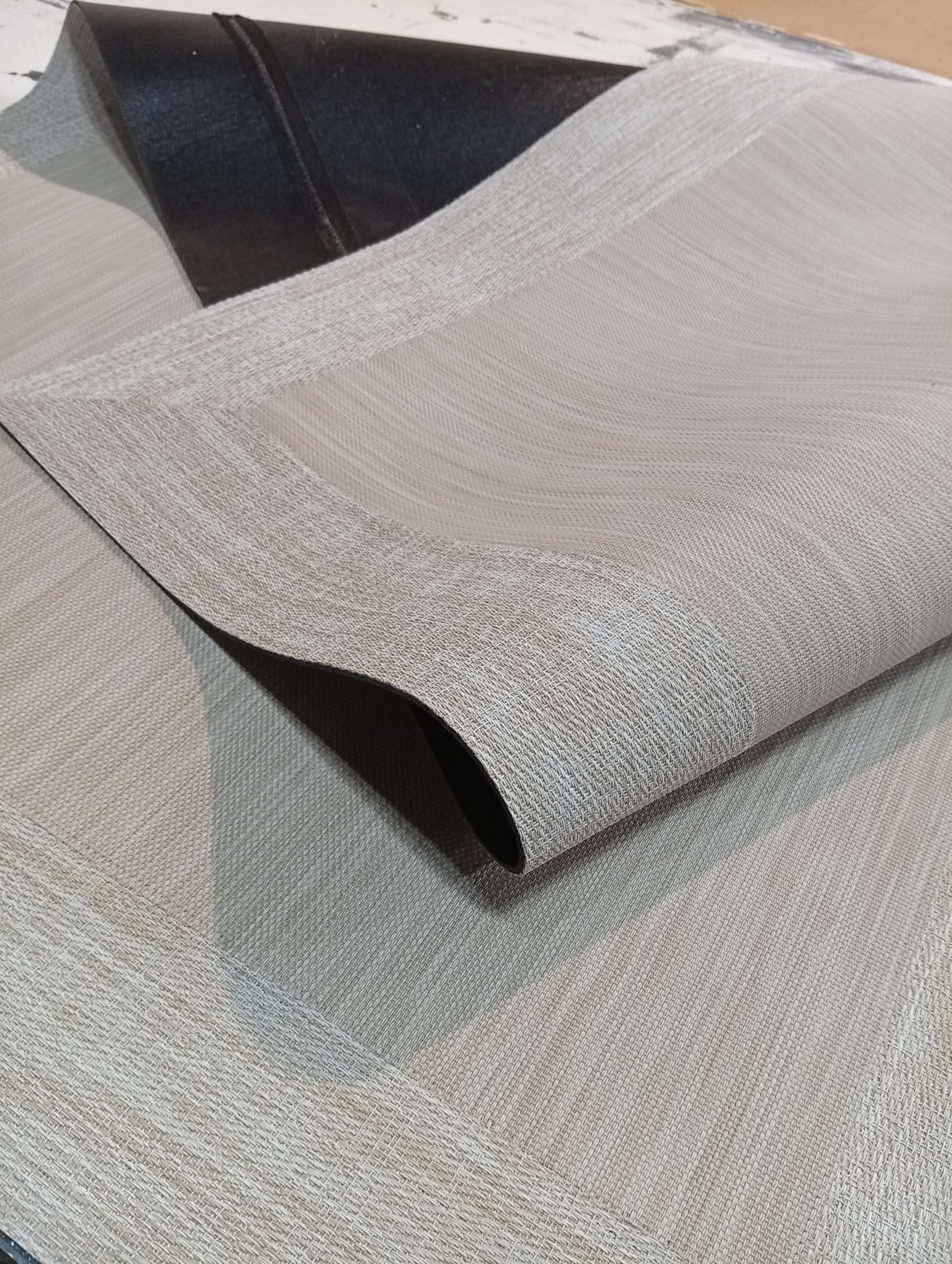 Alfombras estándar Vinílica Teplon Premium Una Cenefa– Jaspeado beige /Arena