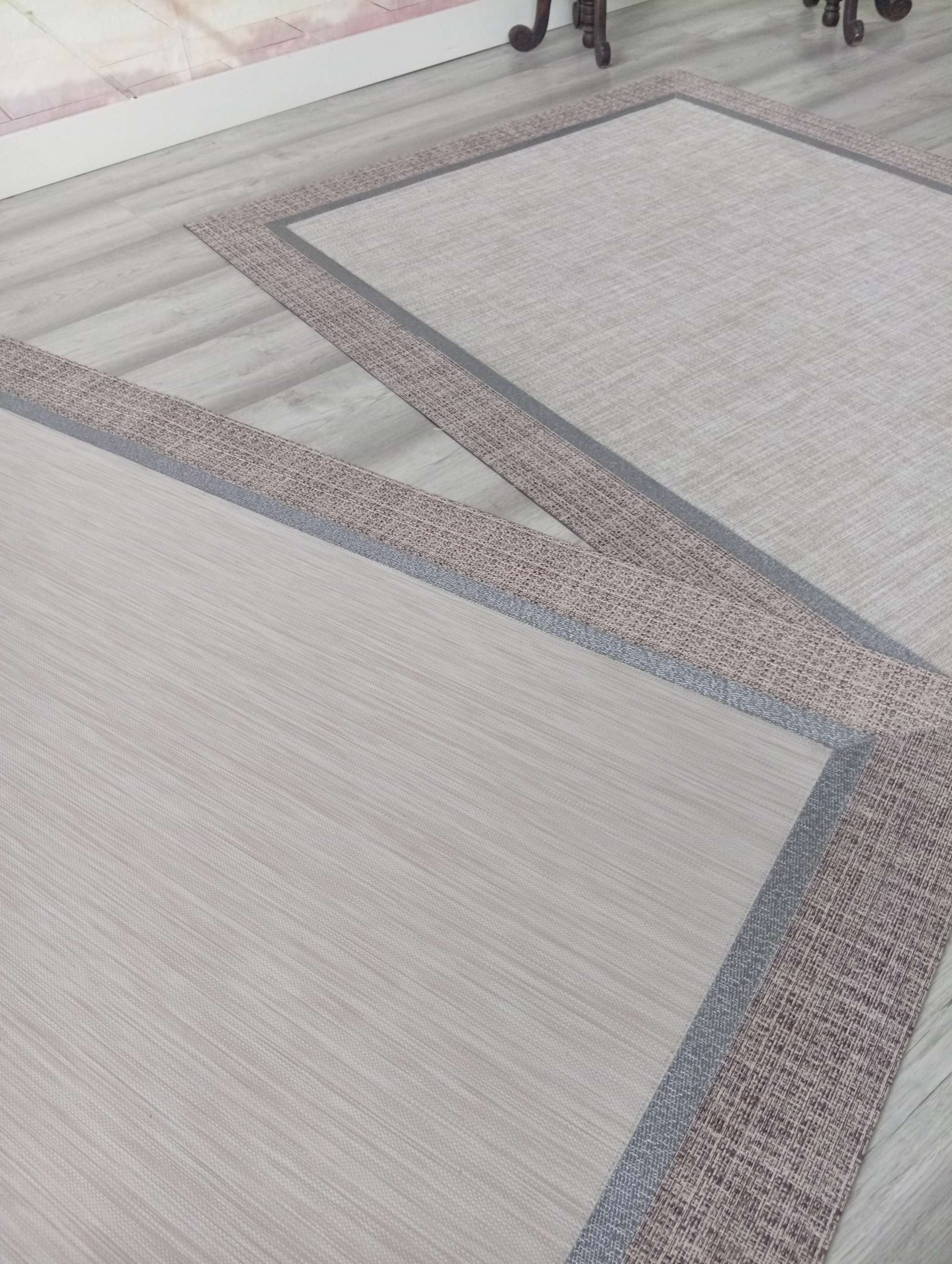 Alfombra Vinílica Teplón Premium a Medida | Dobles Cenefas – Fácil Limpieza V139 - Imagen 3