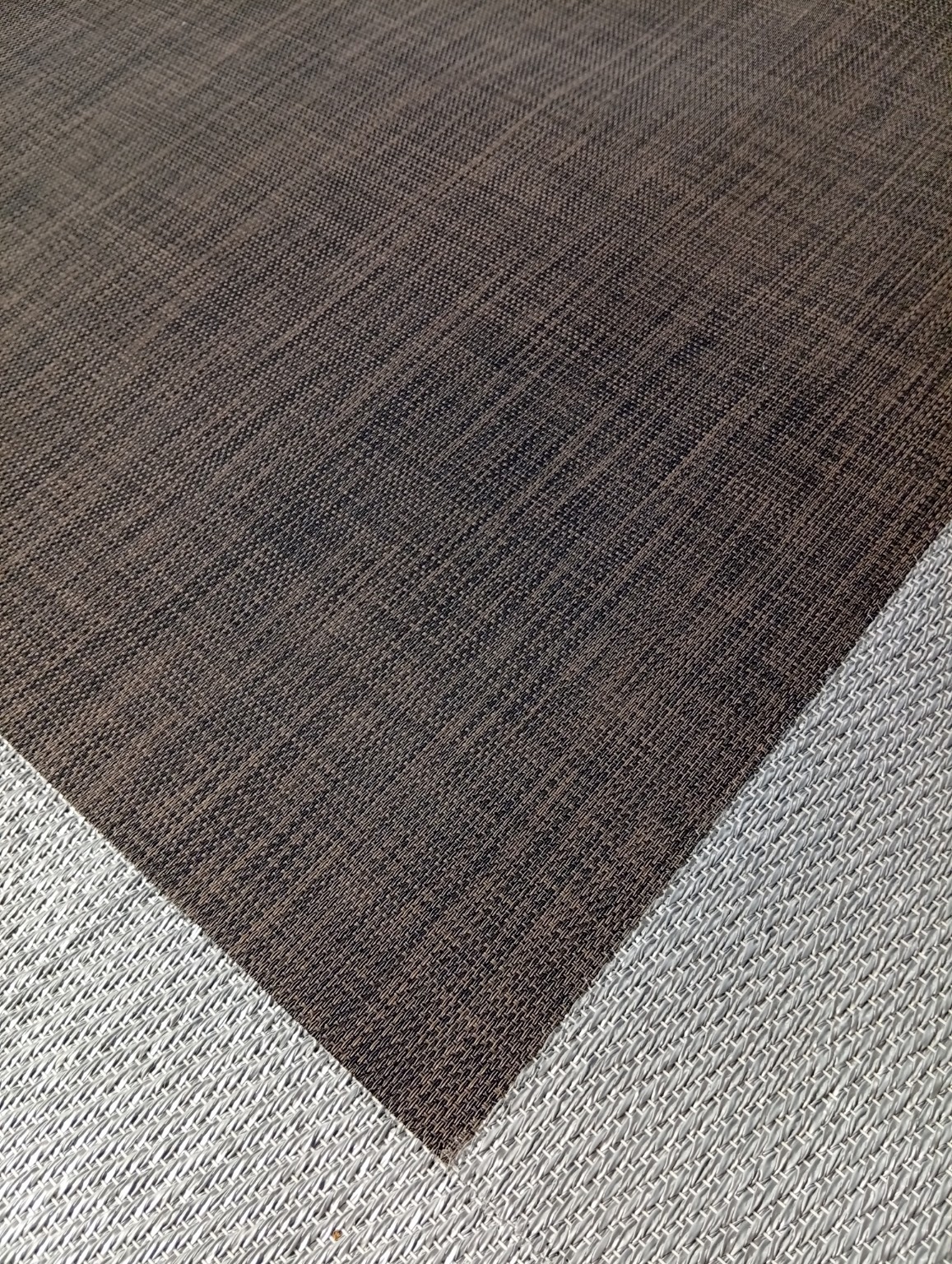 Alfombra vinílica 1.50 X 2.00 ébano y trenzado plata - Imagen 2